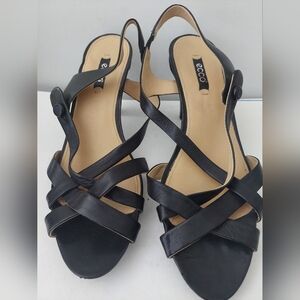 Ecco Women's Elegant Black Leather Sandals